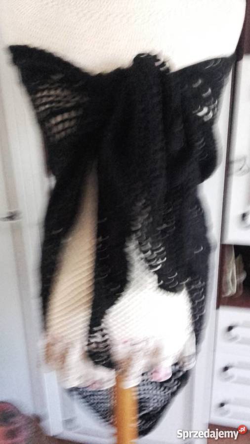 CZARNA RÓŻANA CHUSTA Z BAWEŁNY RĘKODZIEŁO wielkopolskie Piła