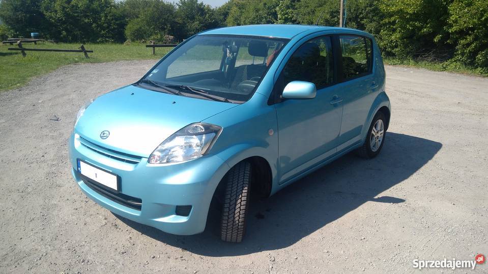 Daihatsu Sirion 13 VVTi pokrewnySubaru Justy 1300cm3 Myszków sprzedam