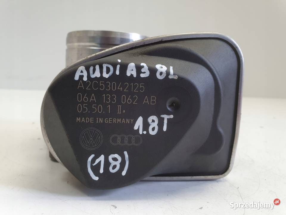 Audi A3 II 8P 16 8V PRZEPUSTNICA 06A133062AB Janów