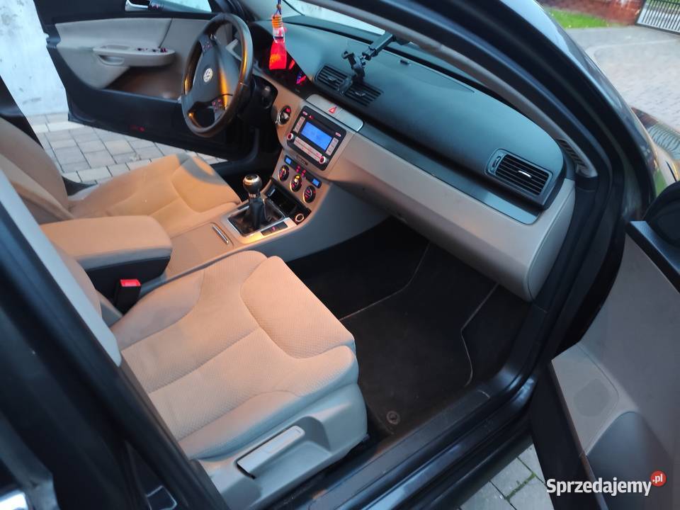 Passat B6 062007 19 105koni łódzkie Radomsko sprzedam