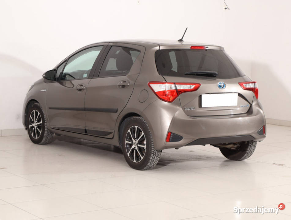 Toyota Yaris 15 Hybrid mazowieckie Piaseczno sprzedam