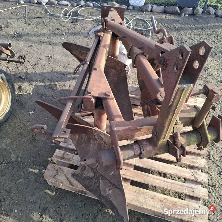 Pług 2 skibowy UG Nowe elementy robocze Pługi Wieluń