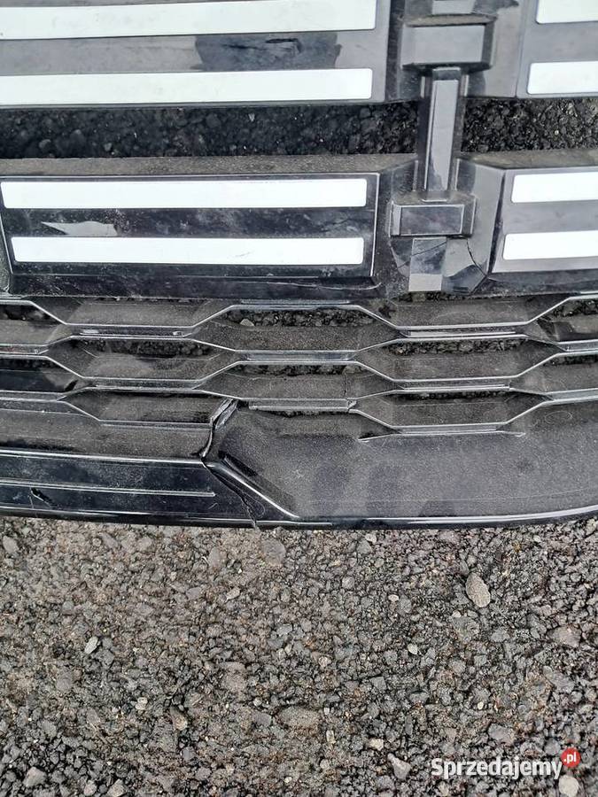 Grill dacia sandero stepway 3 osobowe Zator
