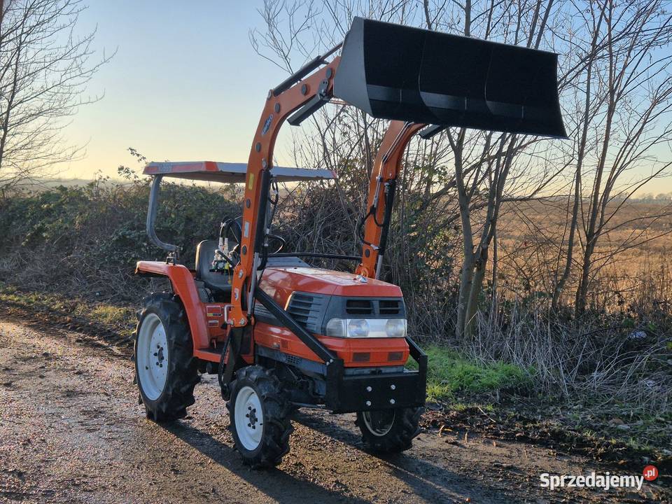 Traktorek KUBOTA GL200D 20 44 Wspomaganie Małuszyn sprzedam