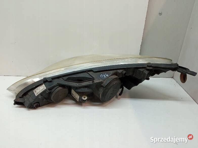 LAMPA PRZÓD PRAWA XENON EU 0301213272 Peugeot