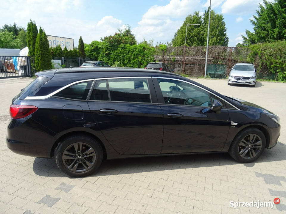 Opel Astra 14 125 Edycja 120 lat OplaKrajowy Kombi Motoryzacja Łódź