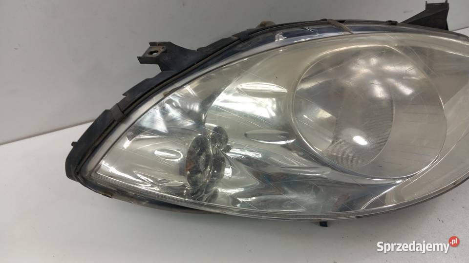 MERCEDES W169 LAMPA PRZÓD PRAWA Lampy przednie wielkopolskie Zbierkowo sprzedam