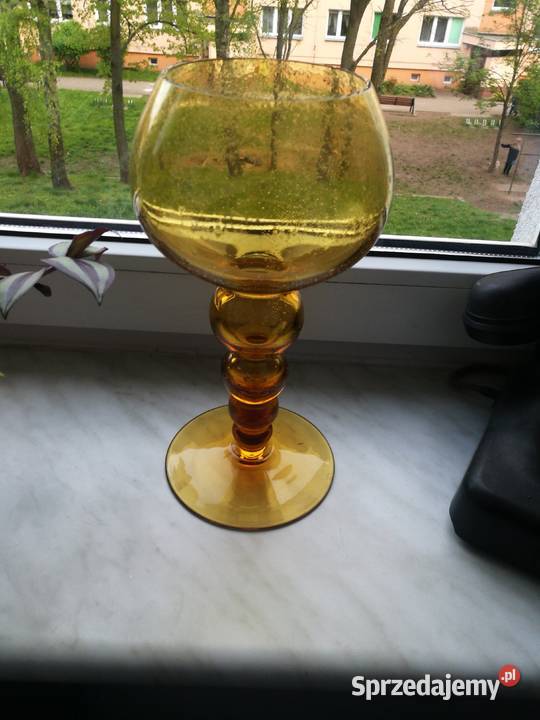 Wieki kielich bursztynowy prl
