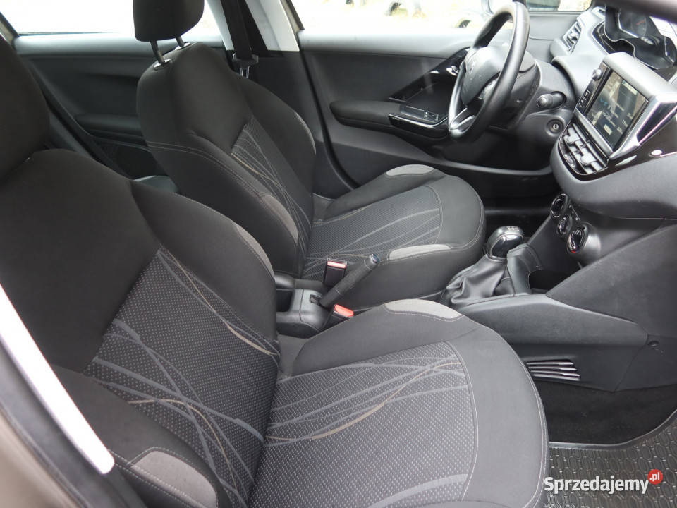 Peugeot 208 12 PureTech Katowice