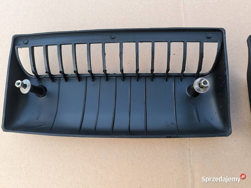 Fiat 126p nakladka klapy tylnej wlot powietrza podkarpackie Stalowa Wola