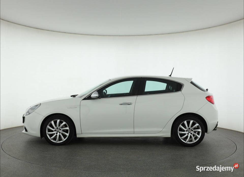 Alfa Romeo Giulietta 14 T MultiAir światła przeciwmgielne Giulietta Piaseczno