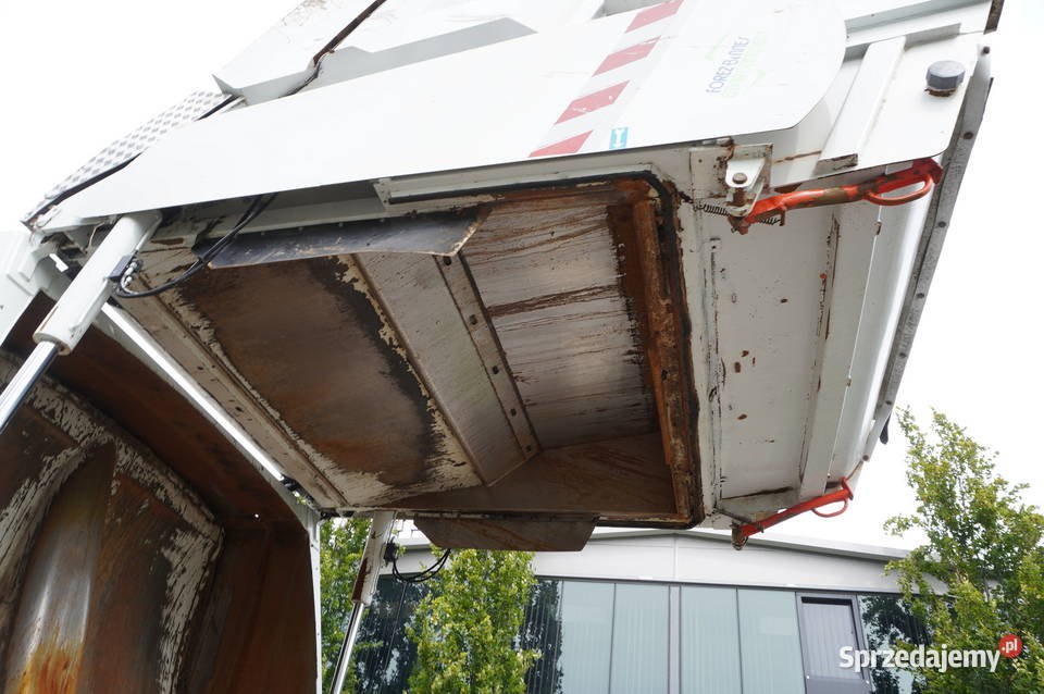Zabudowa śmieciarka Farid Industrie RCV Kraków