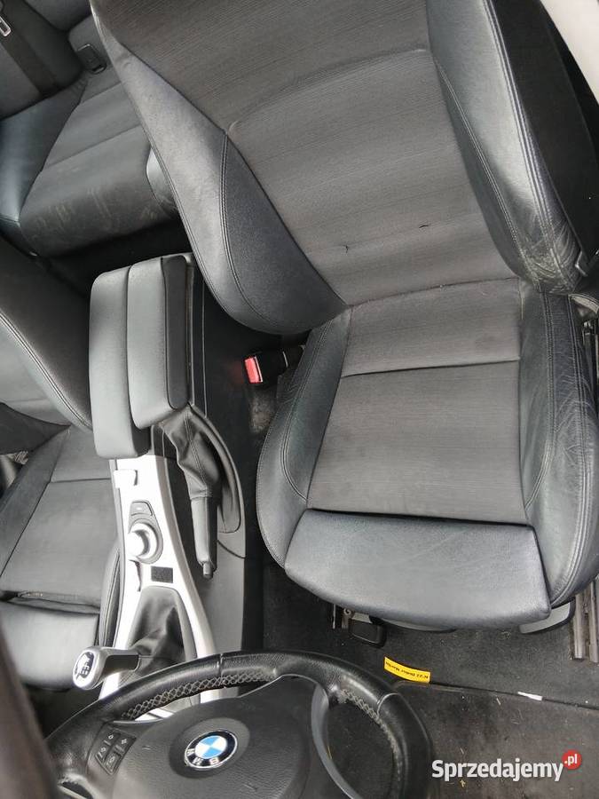 BMW 325xi 30 N53B30A manual xenon hak 218 4x4 śląskie