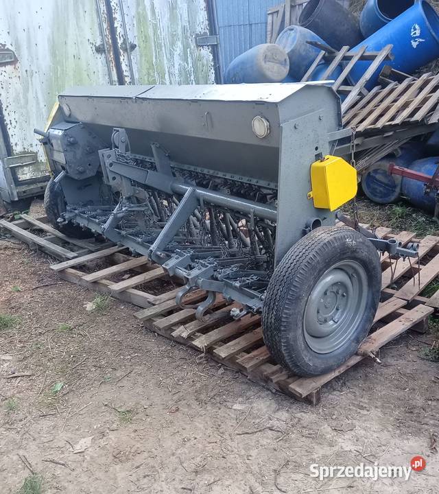 Sprzedam siewnik poznaniak nieuszkodzony Charsznica