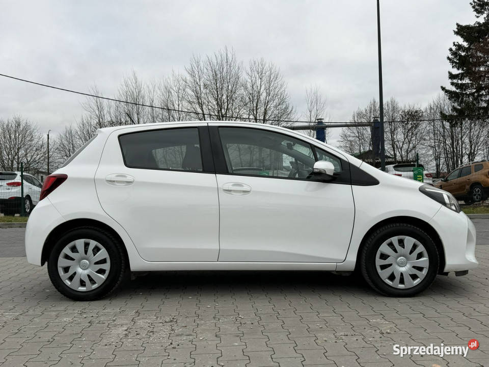Toyota Yaris 10 70 Klimatyzacja Duże Radio ASR (kontrola trakcji) Mrągowo sprzedam
