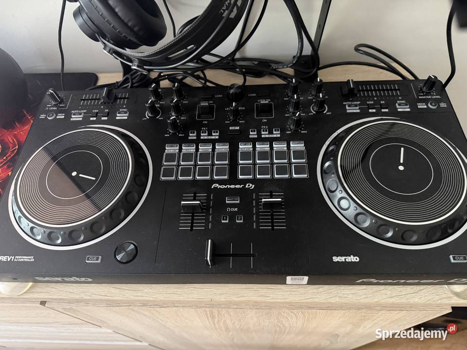 Konsola Pioneer Dj DDJ-REV1 Głośniki słuchawki stojak (