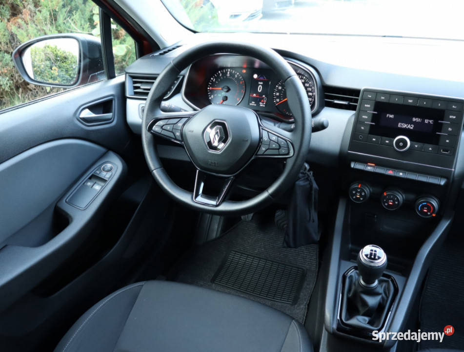 Renault Clio 10 SCe światła LED Piaseczno