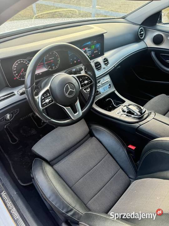 MercedesBenz Klasa E W213 20 300 HYBRYDA PLUGIN hybryda Wólka Abramowicka