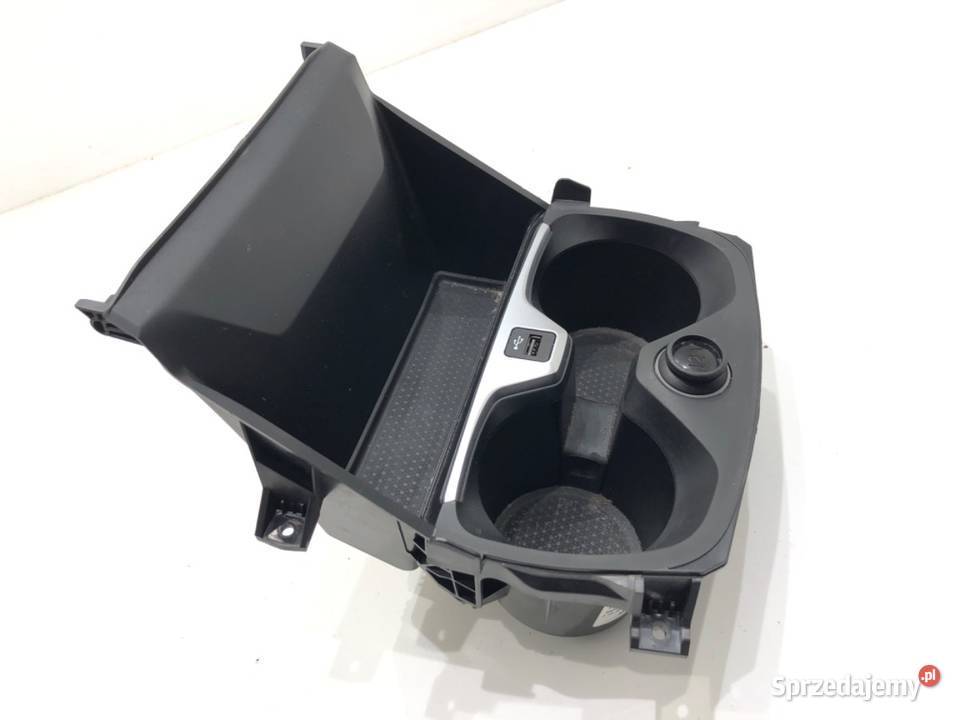 UCHWYT NA NAPOJE BMW F44 6823329 SportowyCoupe