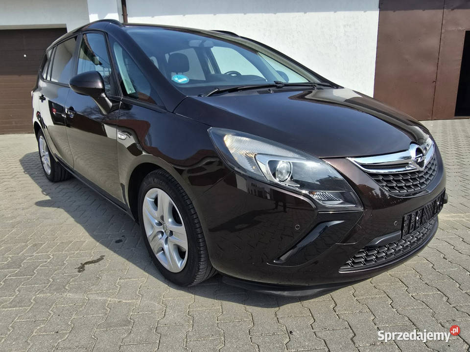 Opel Zafira 14Turbo1 Gwarancji w światła do jazdy dziennej