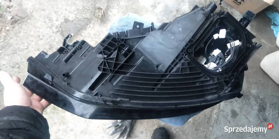 Audi Q8 lampa przód prawy
