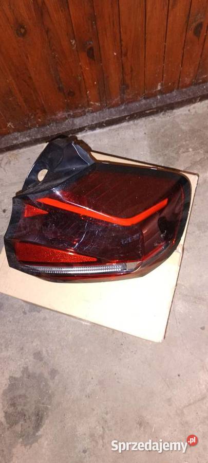 LAMPA LEWA PRAWA TYŁ tylna CITROEN C4 III eC4 osobowe Lampy tylne Krzemienica sprzedam