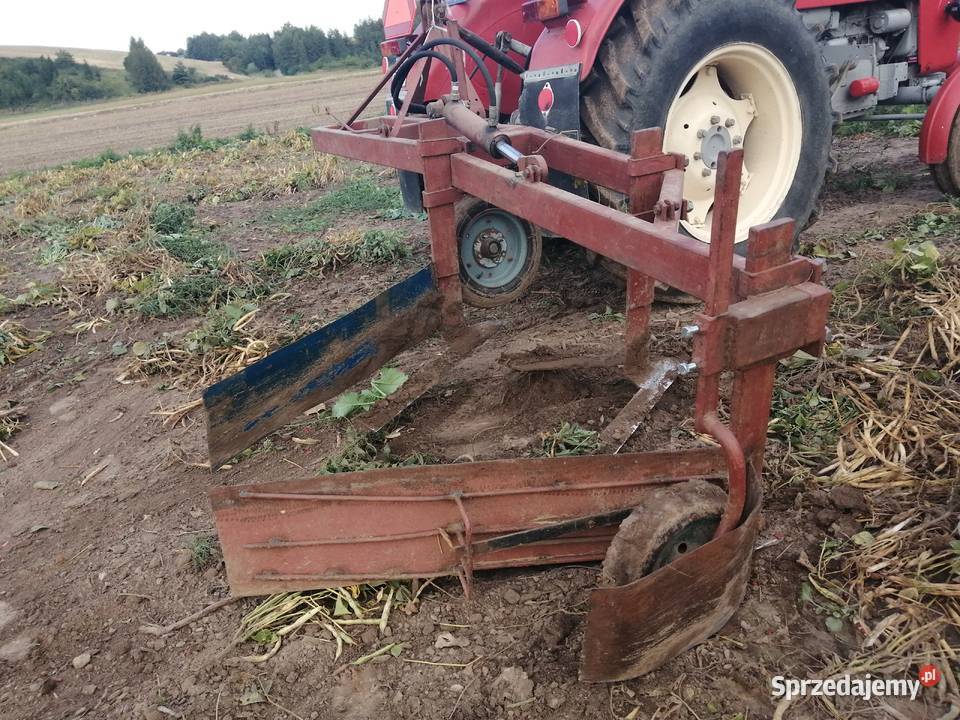 Sprzedam kombajn Bizon Z056 i ścinarkę do fasoli Wózek do header'a lubelskie Żuków