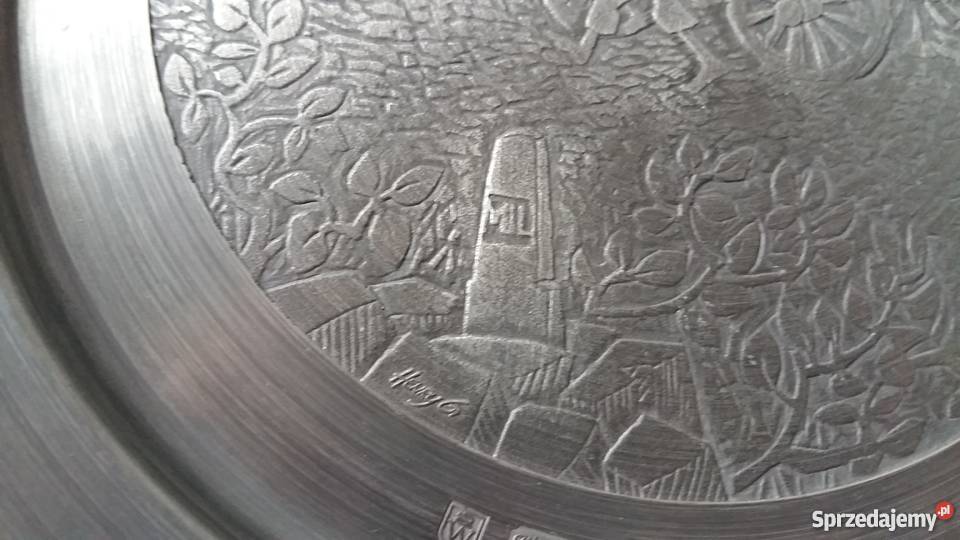 Talerz z cyny ozdobny sygnatura Vimmerby Kętrzyn