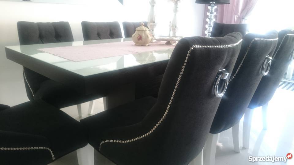 Krzesło chesterfield z kołatka pikowane