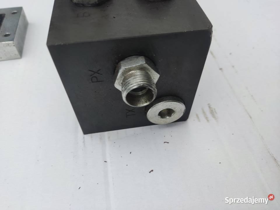 Blok hydrauliczny 4 sekcyjny Kotlin