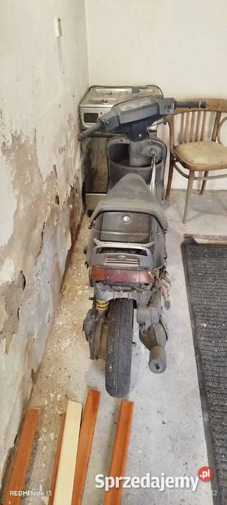 Sprzedam uszkodzony Skuter Suzuki Sepia 50 Mirków