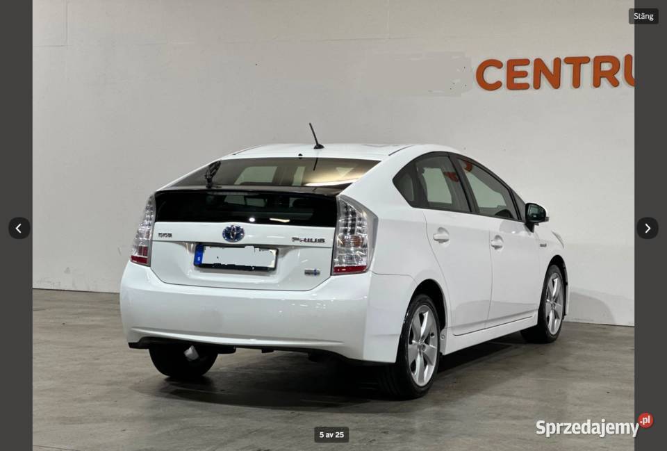 samochód osobowy hybryda Toyota Lublin