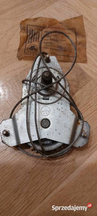 Mechanizm opuszczania szyby fiat 126p nowy osobowe małopolskie Cholerzyn sprzedam