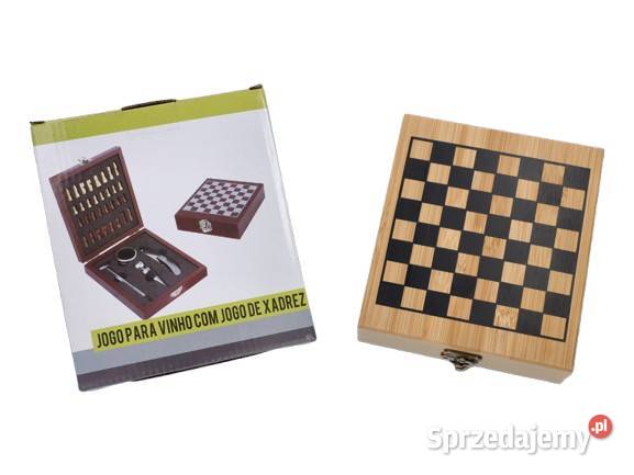 Zestaw z Kompletem Akcesoriów do Wina z Szachami Ostrowy nad Okszą