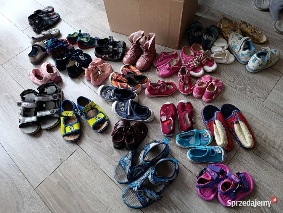 buty dziecięce komplet 27 par podana dotyczy sprzedam