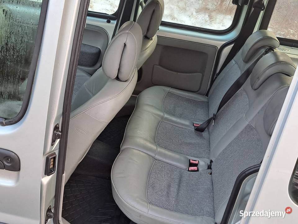 Sprzedam ładne Renault kangoo lift 16 benzyna Kangoo