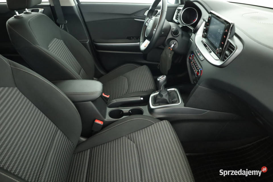 Kia Ceed 15 TGDI Hatchback Kia Piaseczno sprzedam