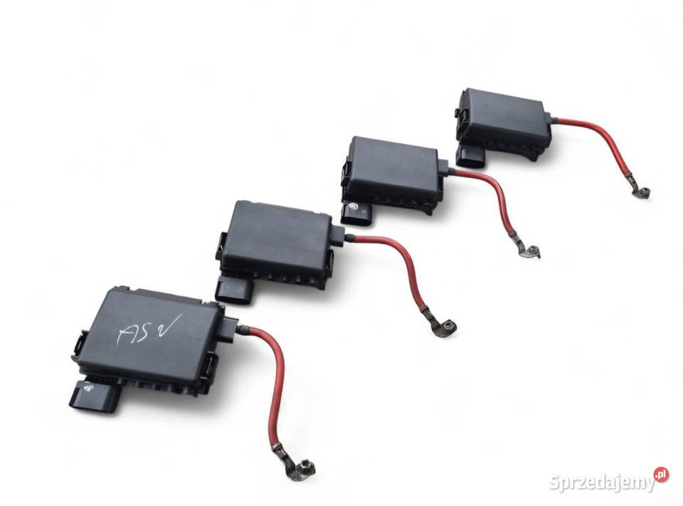 SKRZYNKA BEZPIECZNIKÓW VW 1J0937550AA świętokrzyskie Działoszyce sprzedam