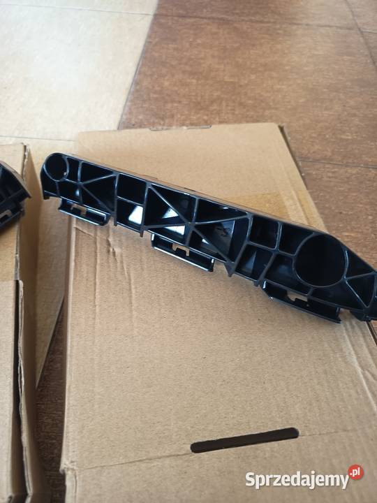 Przednie ślizgi boczne zderzaka Lexus łódzkie Borów