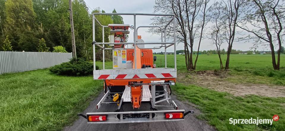 Podnośnik koszowy Renault Maxity CMC PLA 250 25m Rok produkcji 2015 Dźwigi, podnośniki Żabia Wola sprzedam