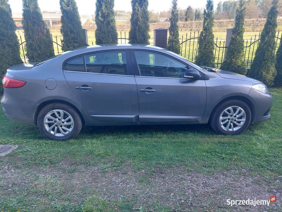 Renault Fluence 16