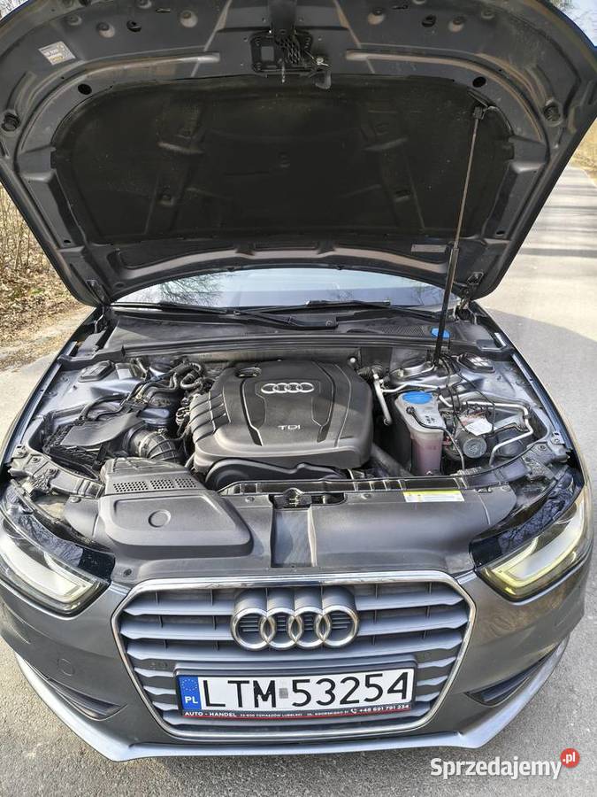 Audi A4 B8 20 TDi Avant PoLift 2013r Xenon manualna Tomaszów Lubelski