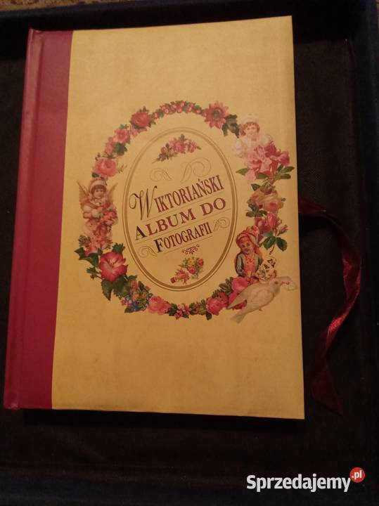 Wiktoriański album do fotografii