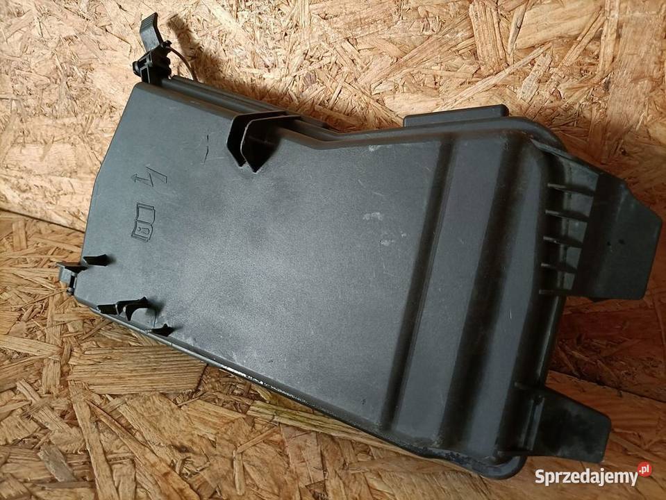 MERCEDES W212 POKRYWA SKRZYNKI BEZPIECZNIKÓW osobowe Pleszew