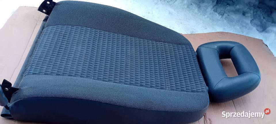 Oparcie fotel kierowcy Nissan Cabstar chłodnia (izoterma) Nissan Motoryzacja Gliwice