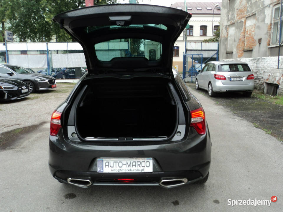 Citroen DS5 sprzedam CITROENA DS 5 bogata podgrzewane fotele Lublin