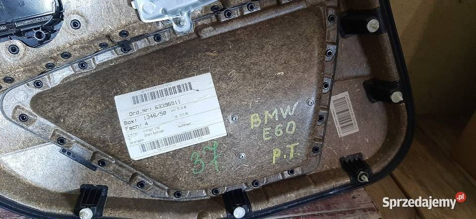 Boczek tapicerka drzwi BMW E60 prawy tył Kombi Włoszczowa