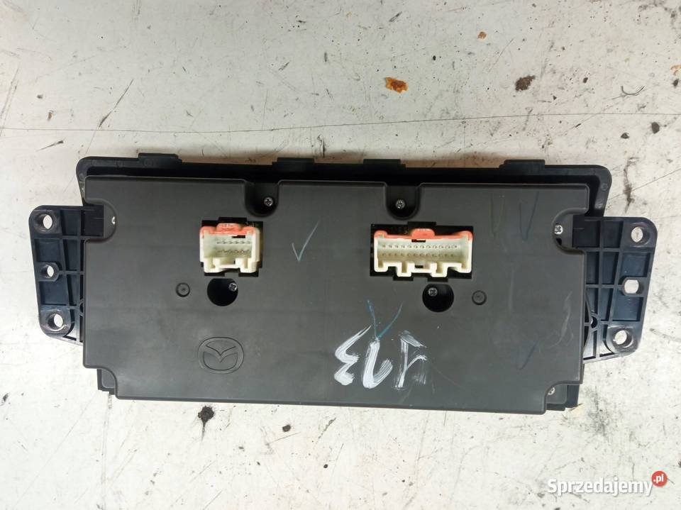 PANEL NAWIEWU GAM761190B T1005815J Mazda 6 II