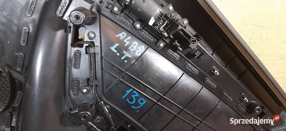 Boczek tapicerka drzwi Audi A4 B8 Lewy tył osobowe Drzwi Włoszczowa