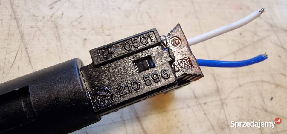 Czujnik obrotów prędkości obrotowej ZF 0501 210 osobowe Czarnowo